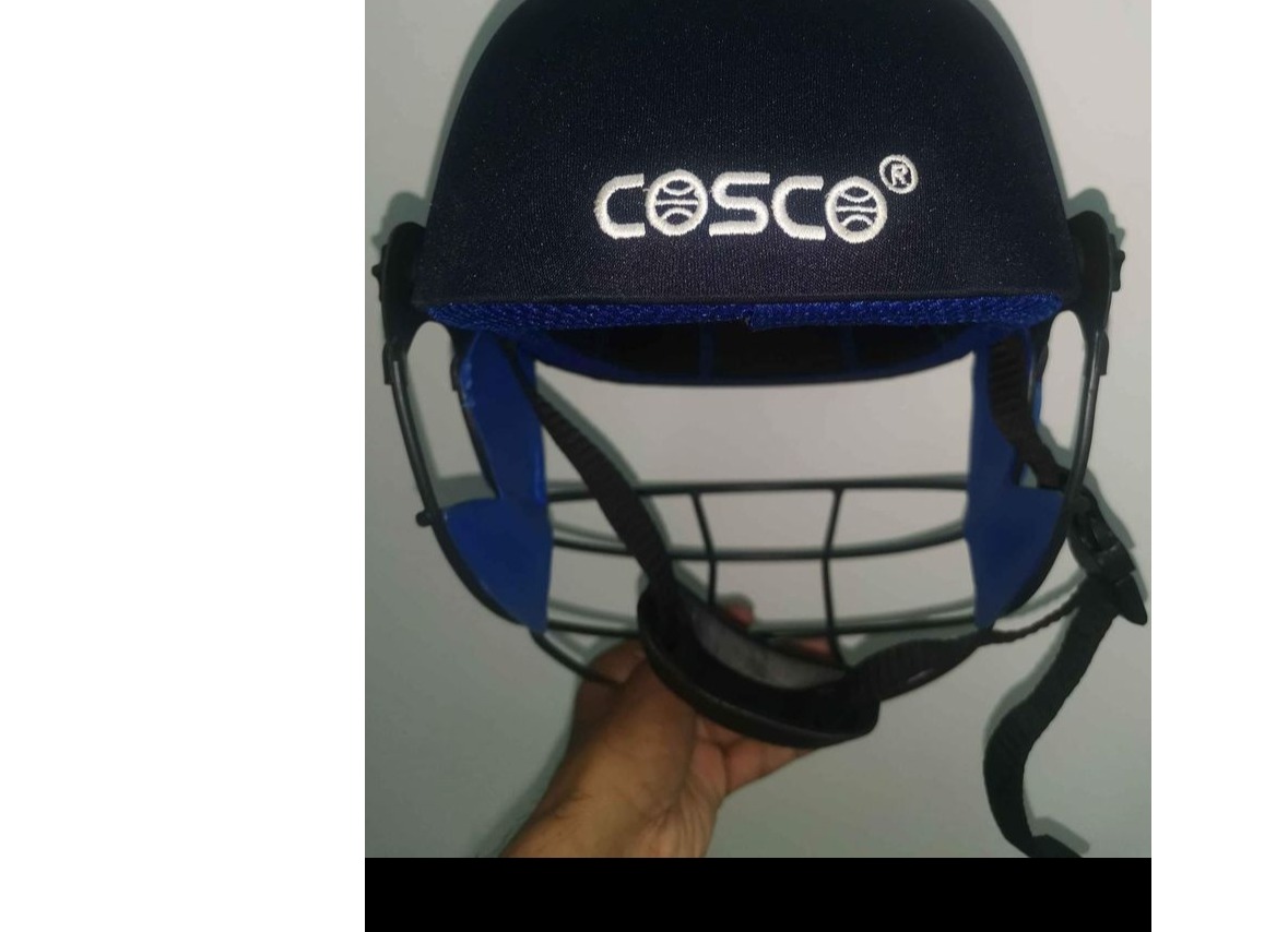 Cricket helmet