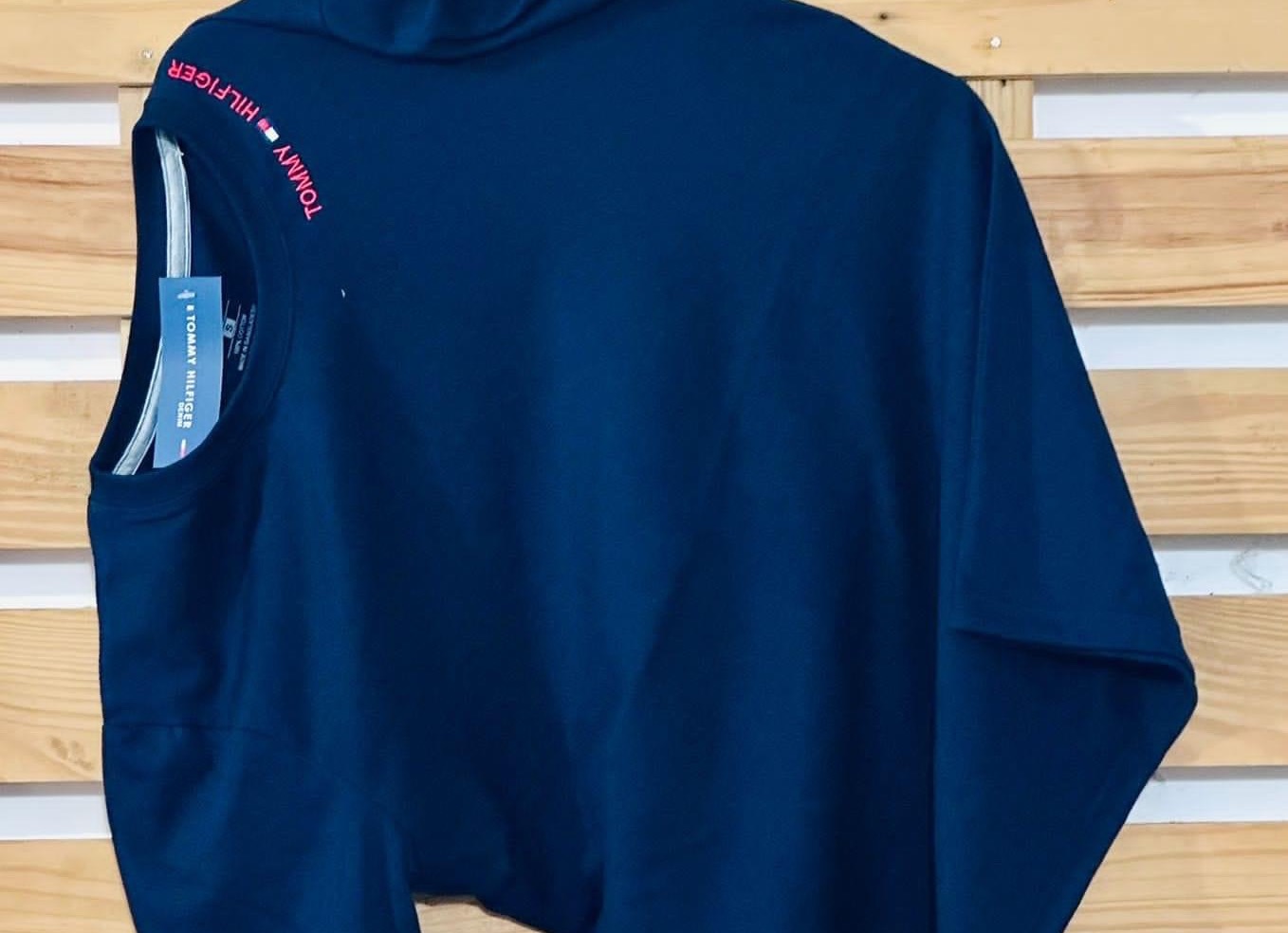 Tommy T shirt