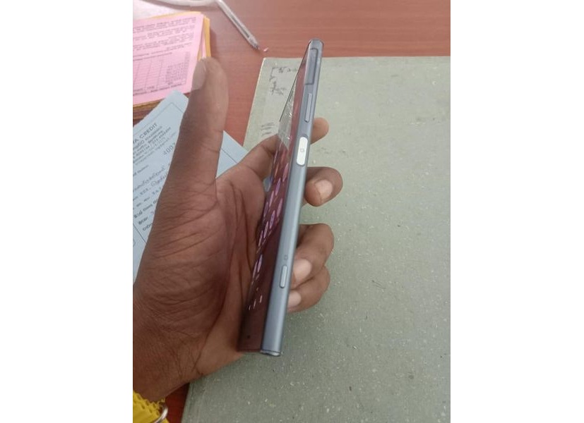 Sony Xperia XZ 1 4/64GB