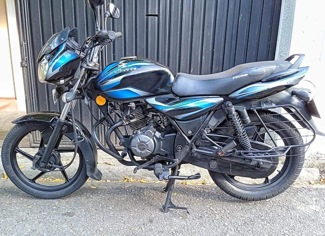 Bajaj discover