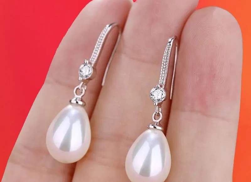 Pearl Earings