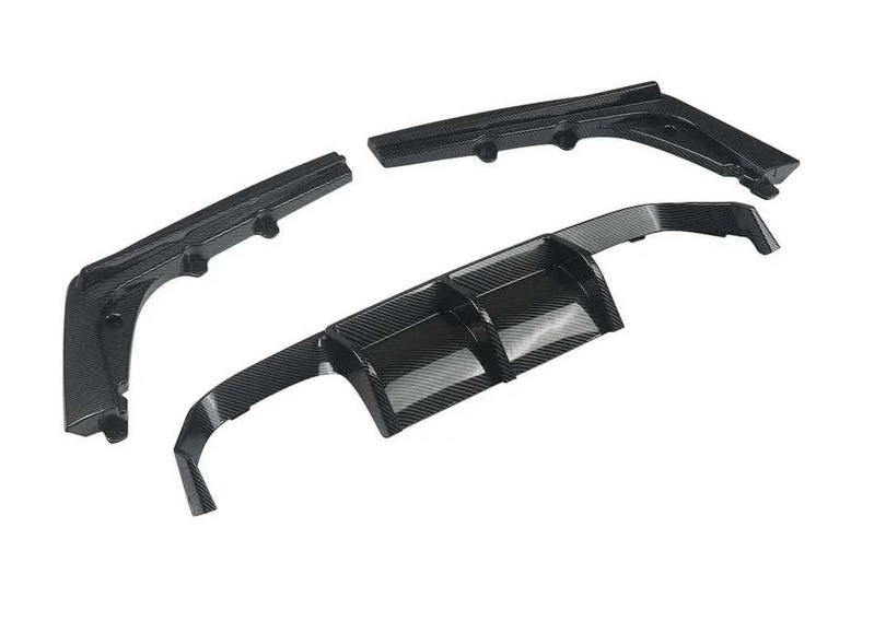 Bmw M3/M4/318i rear bumper ( Carbon Fiber look)