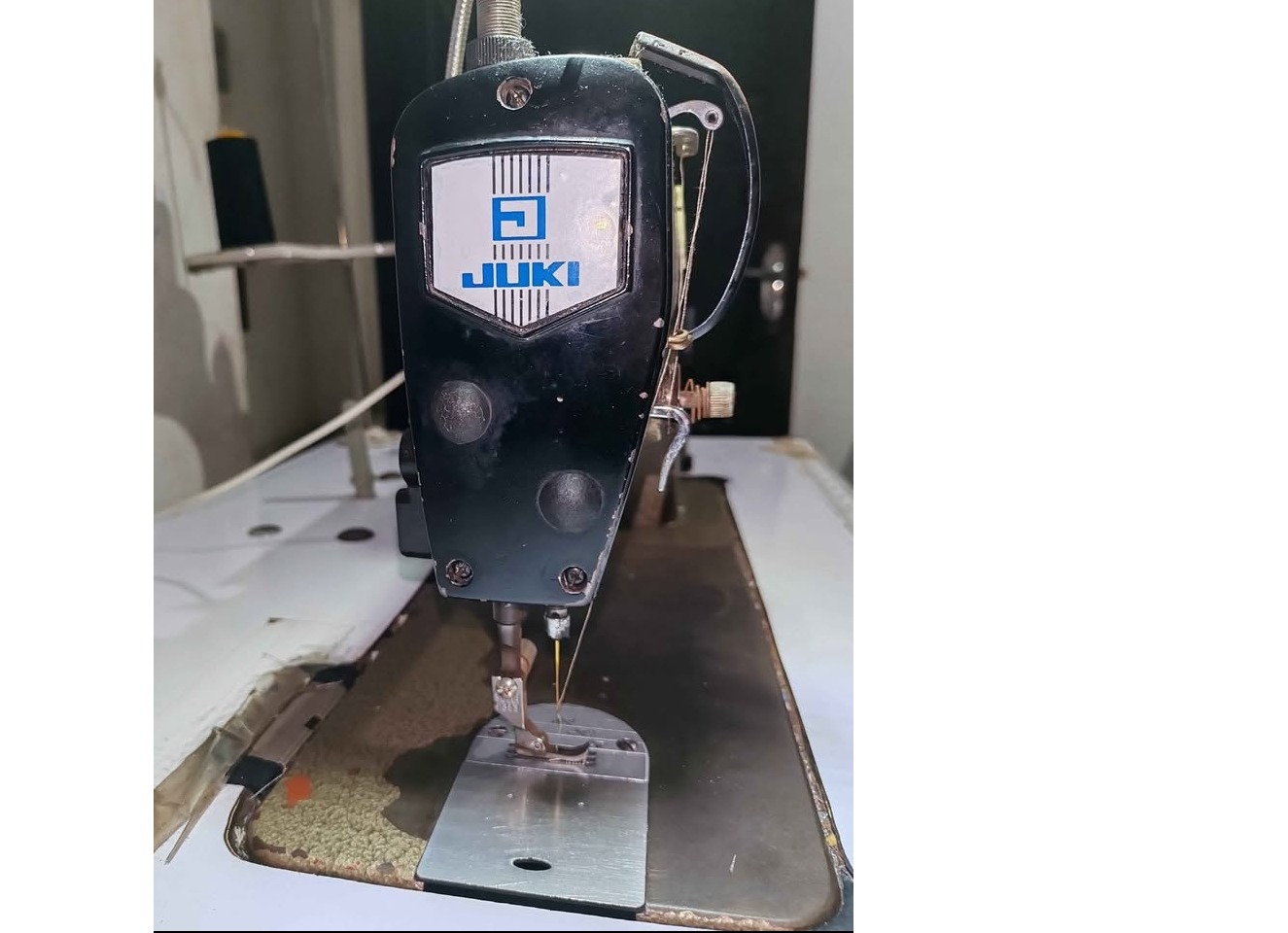 JUKI DDL-227 tailoring machine