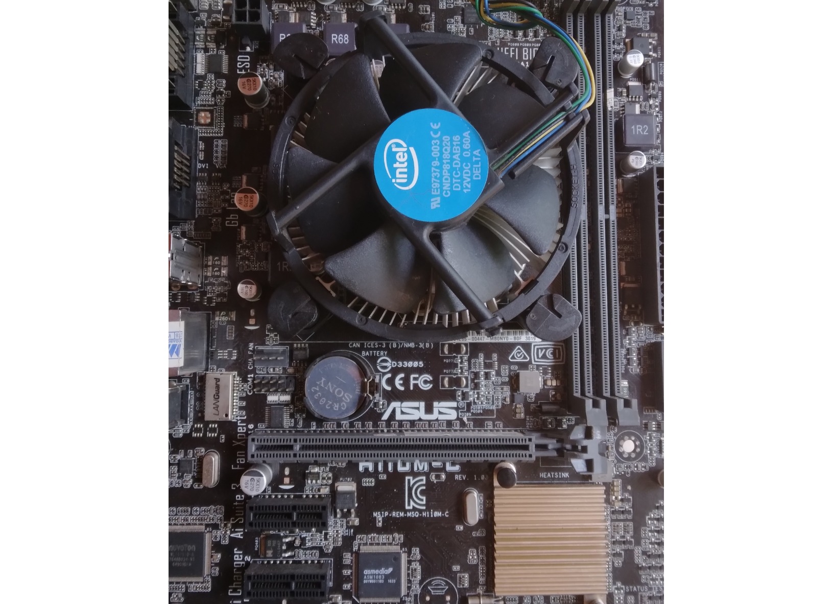 Asus h110m-c motherboard with intel i5 7400 processer and stock cooler