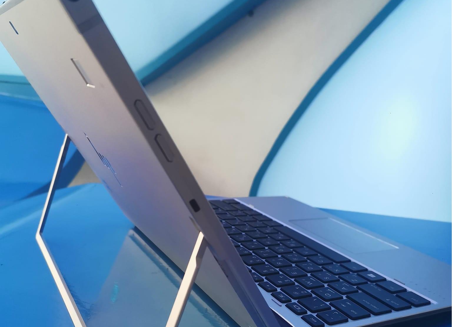 HP elite X2