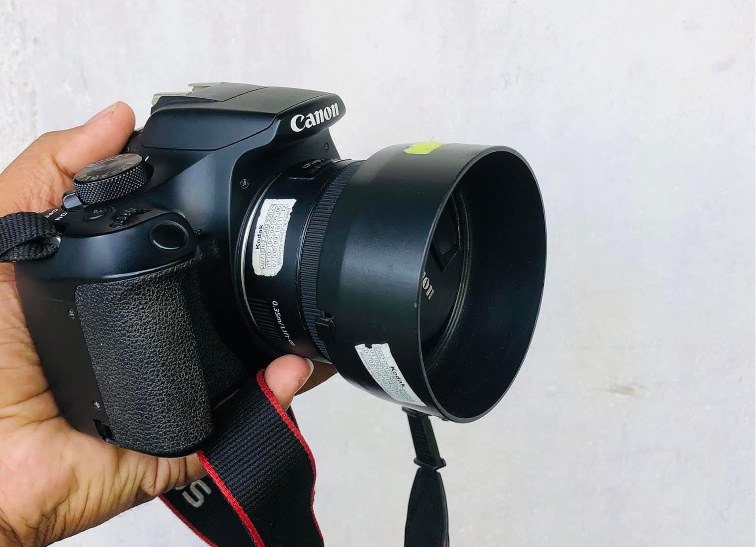 Canon 1300D