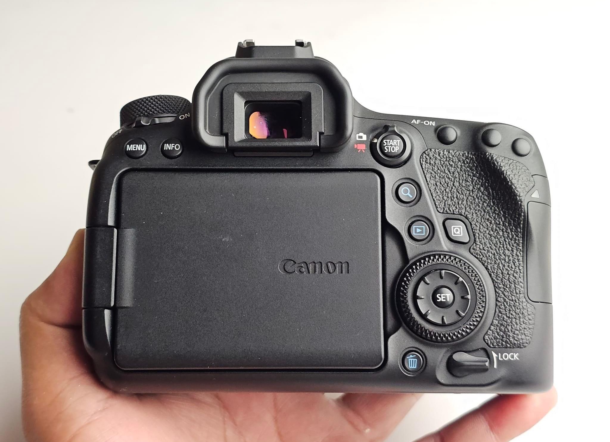 Canon 6D Mark II