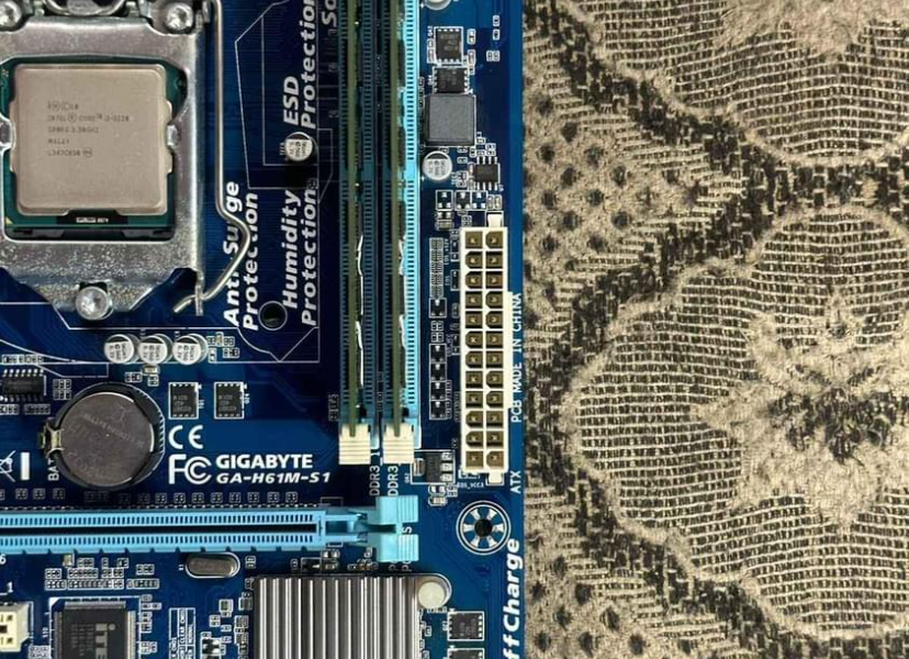 Gigabyte h61m-s1 motherboard