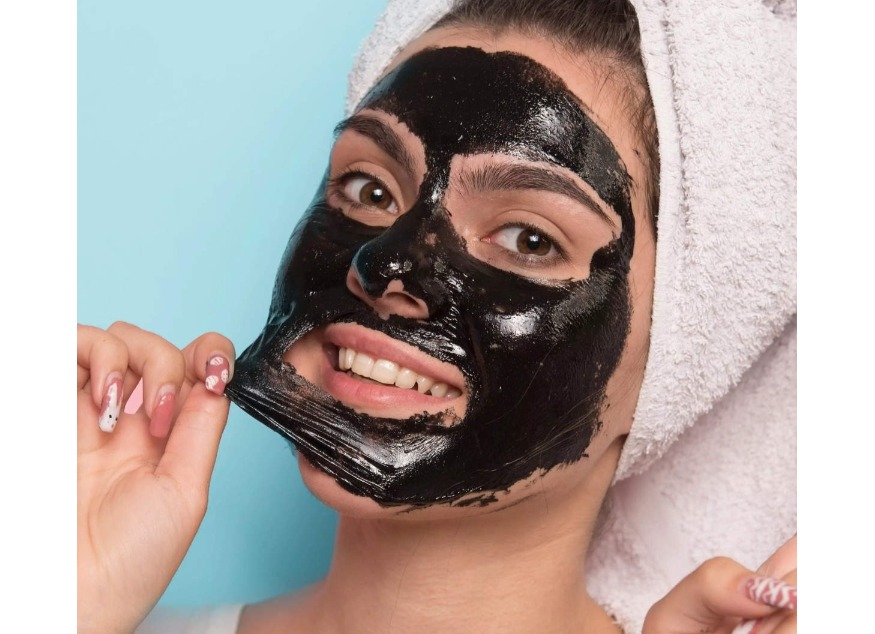 Dr.Rashel charcoal black peel of mask