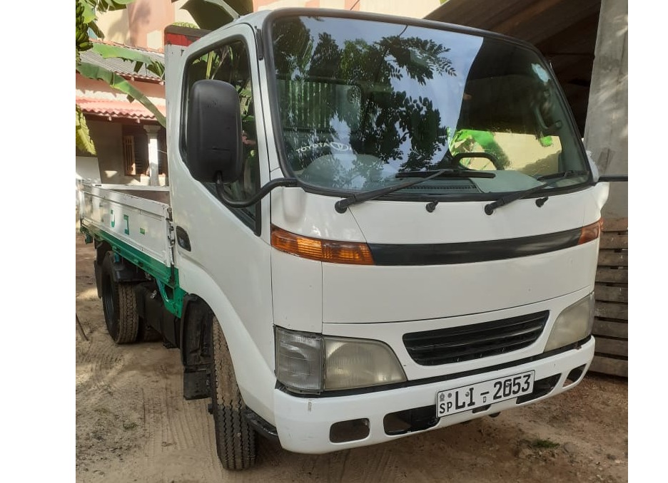 Toyota Lorry 2011