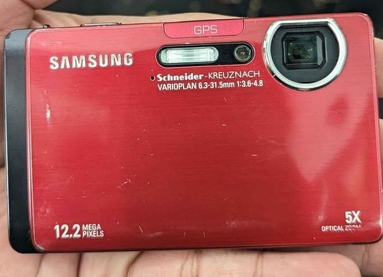 Samsung ST1 000 Digital Camera