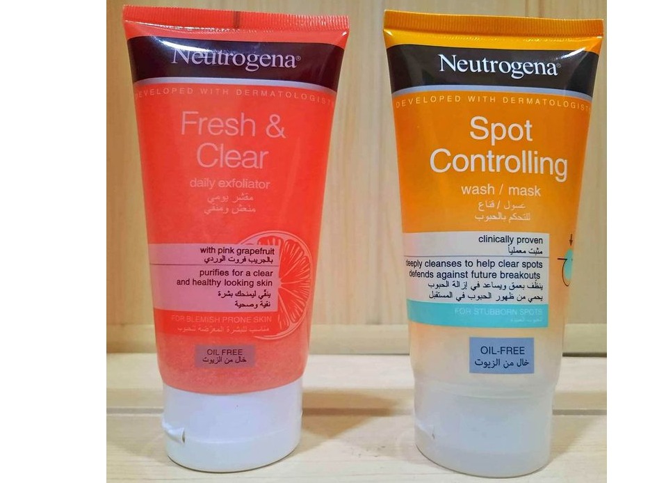 Neutrogena fresh & clear daily Exfoliator