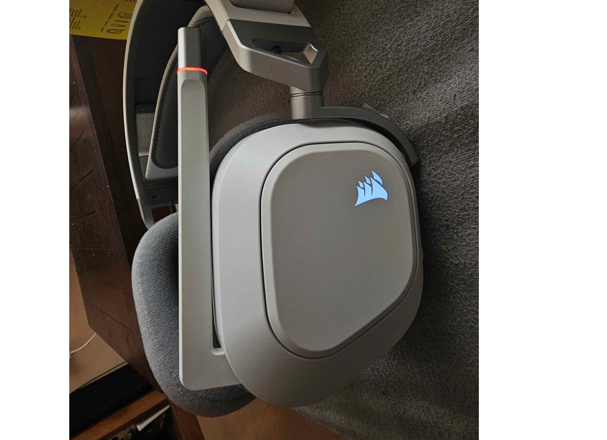 Corsair HS80 MAX Wireless Gaming Headset