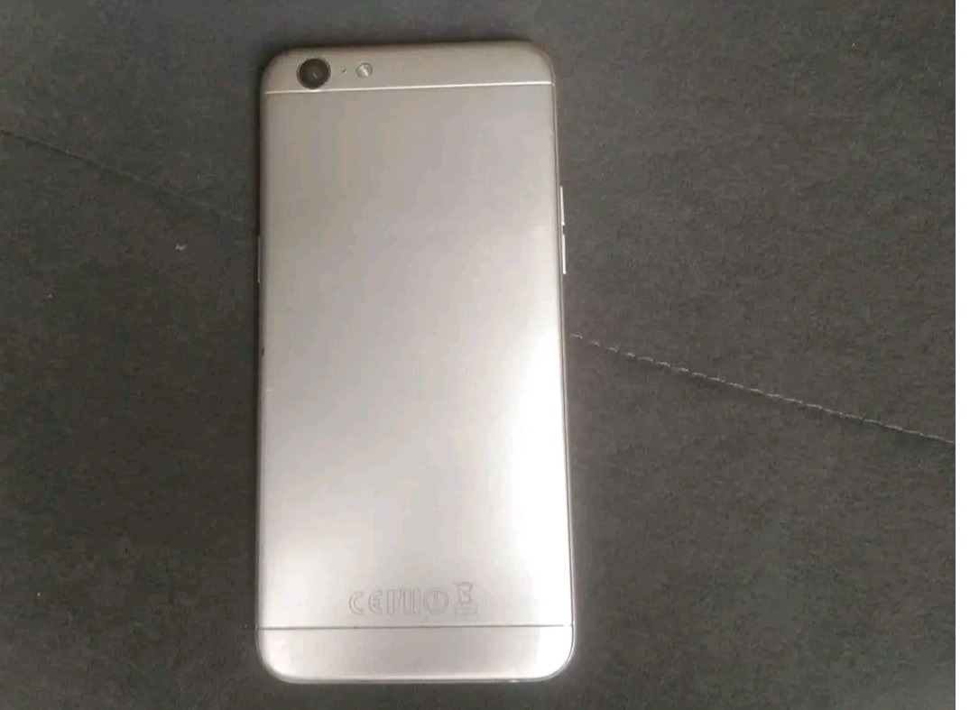 Oppo A57 (Used)