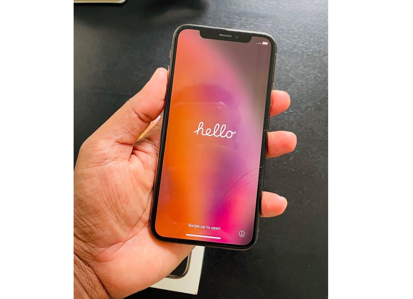 iPhone Xs 64GB Gold Colour