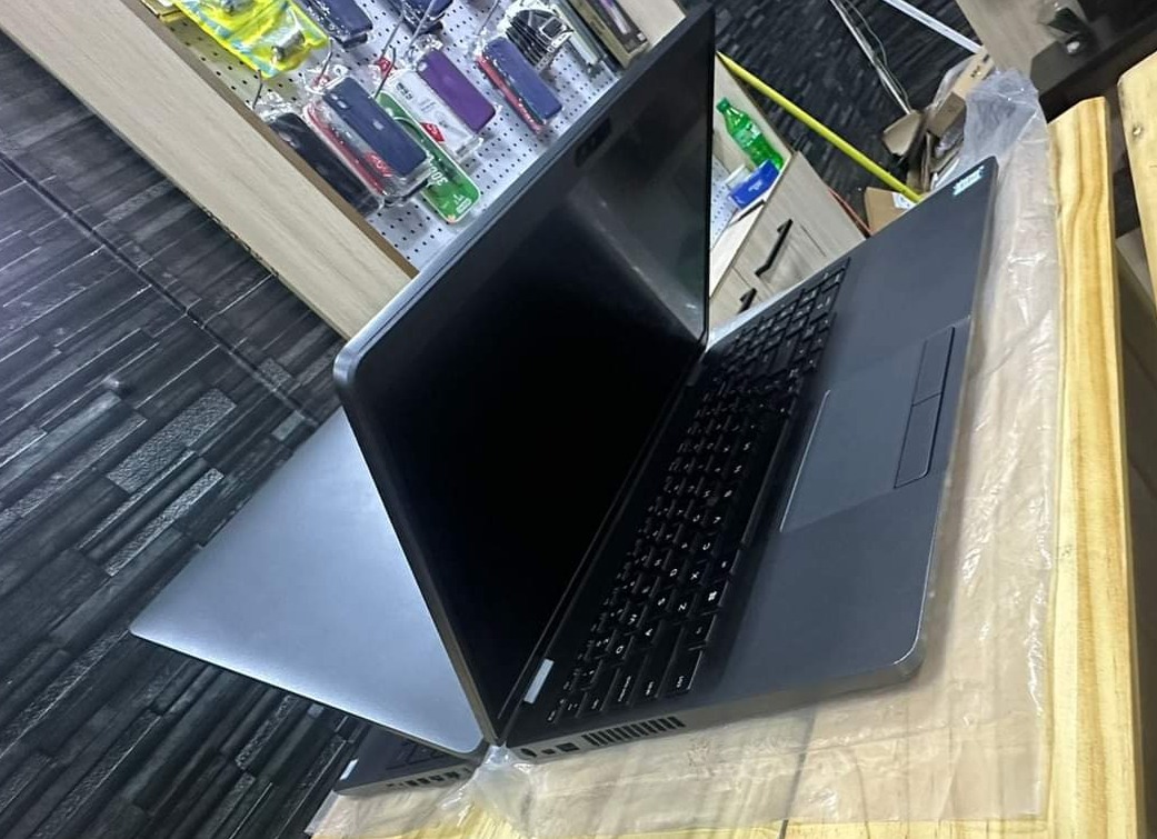 💻Dell latitude (i5 /i7) lenovo thinkpad i3 6th gen