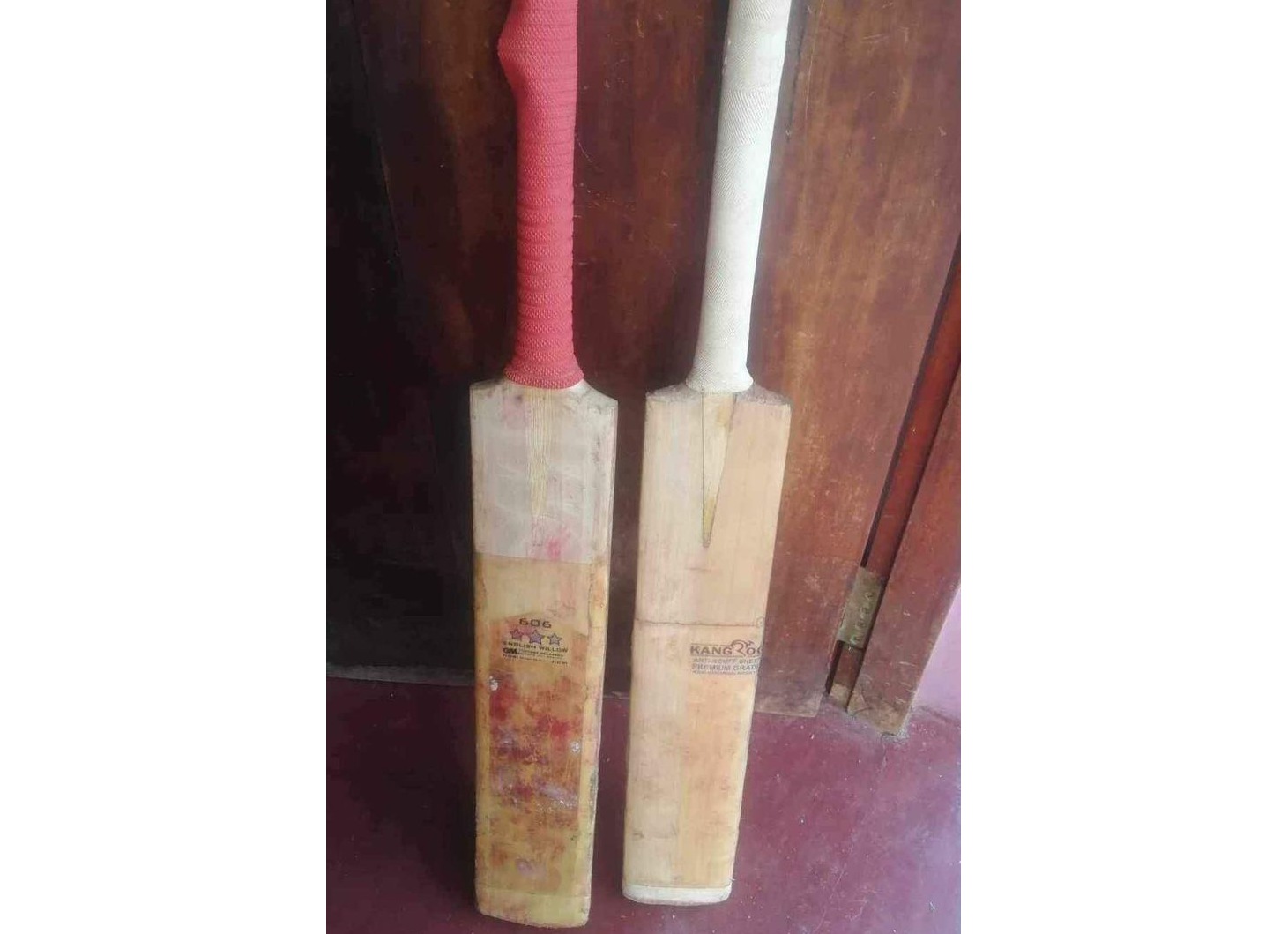 Cricket bat
