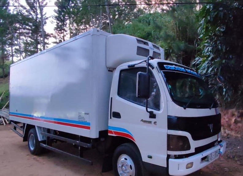 Nuwaraeliya to Colombo Lorry Available