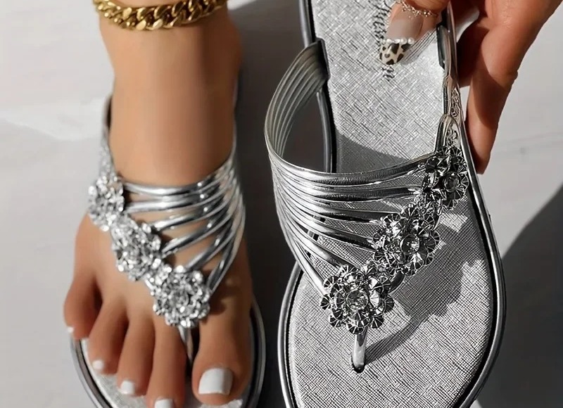 Slippers for woman