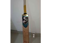 Cricket bat