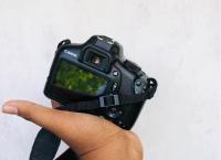 Canon 1300D
