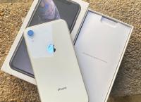 iPHONE XR 128GB