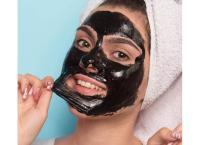 Dr.Rashel charcoal black peel of mask