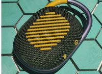 JBL blutooth speaker.