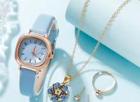 Woman watch